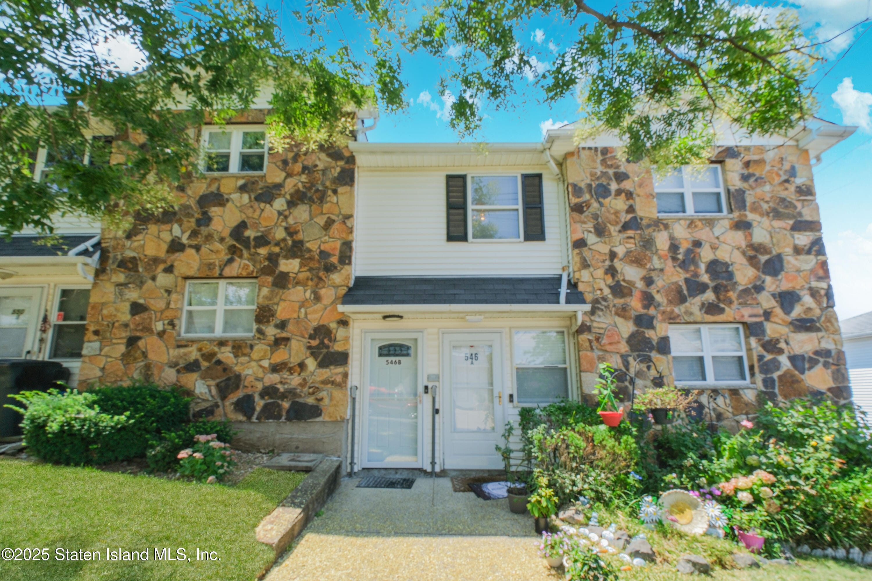 546 Buchanan Avenue B Image 1