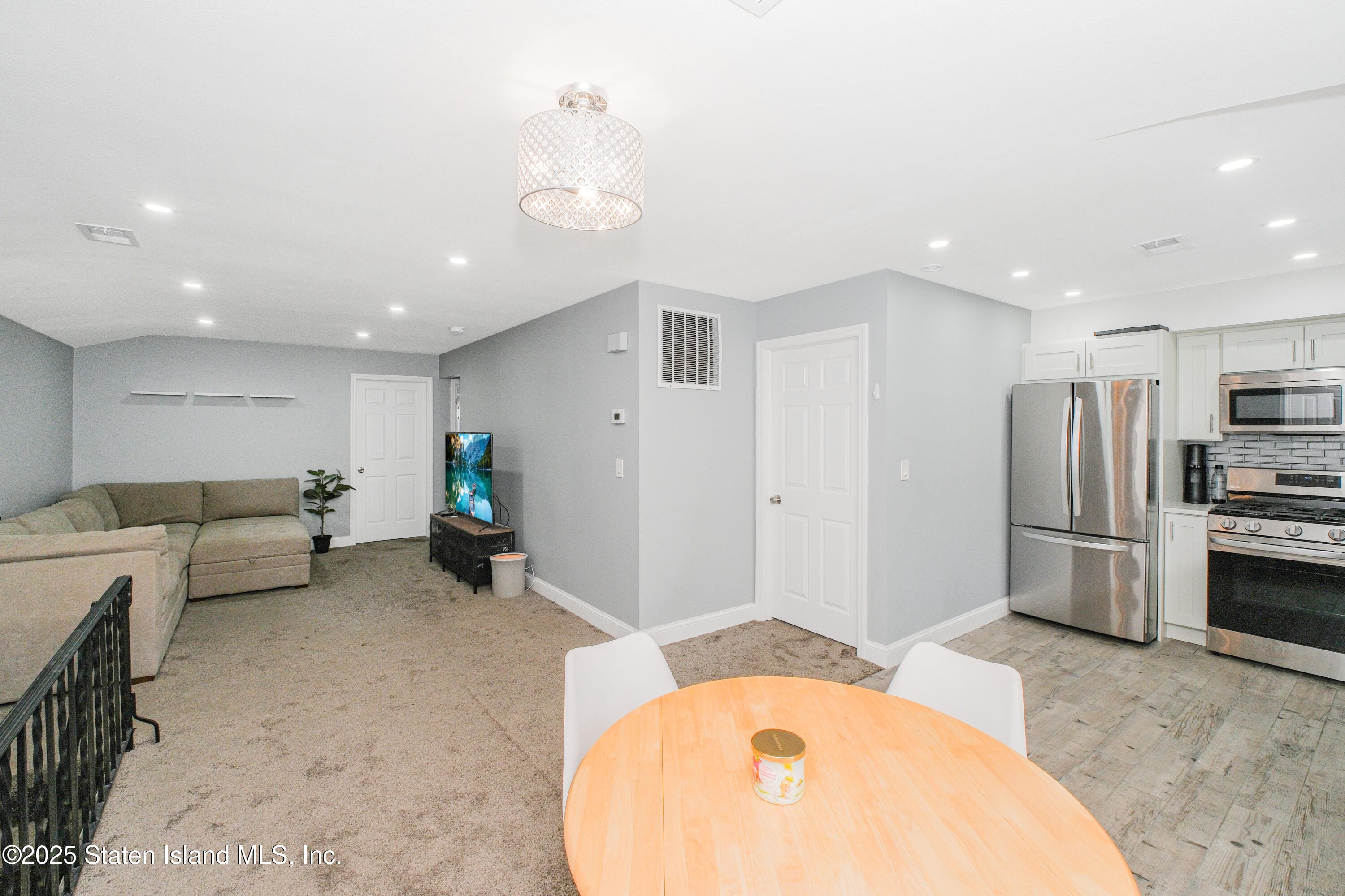 546 Buchanan Avenue B, Staten Island, NY, 10314 image 9