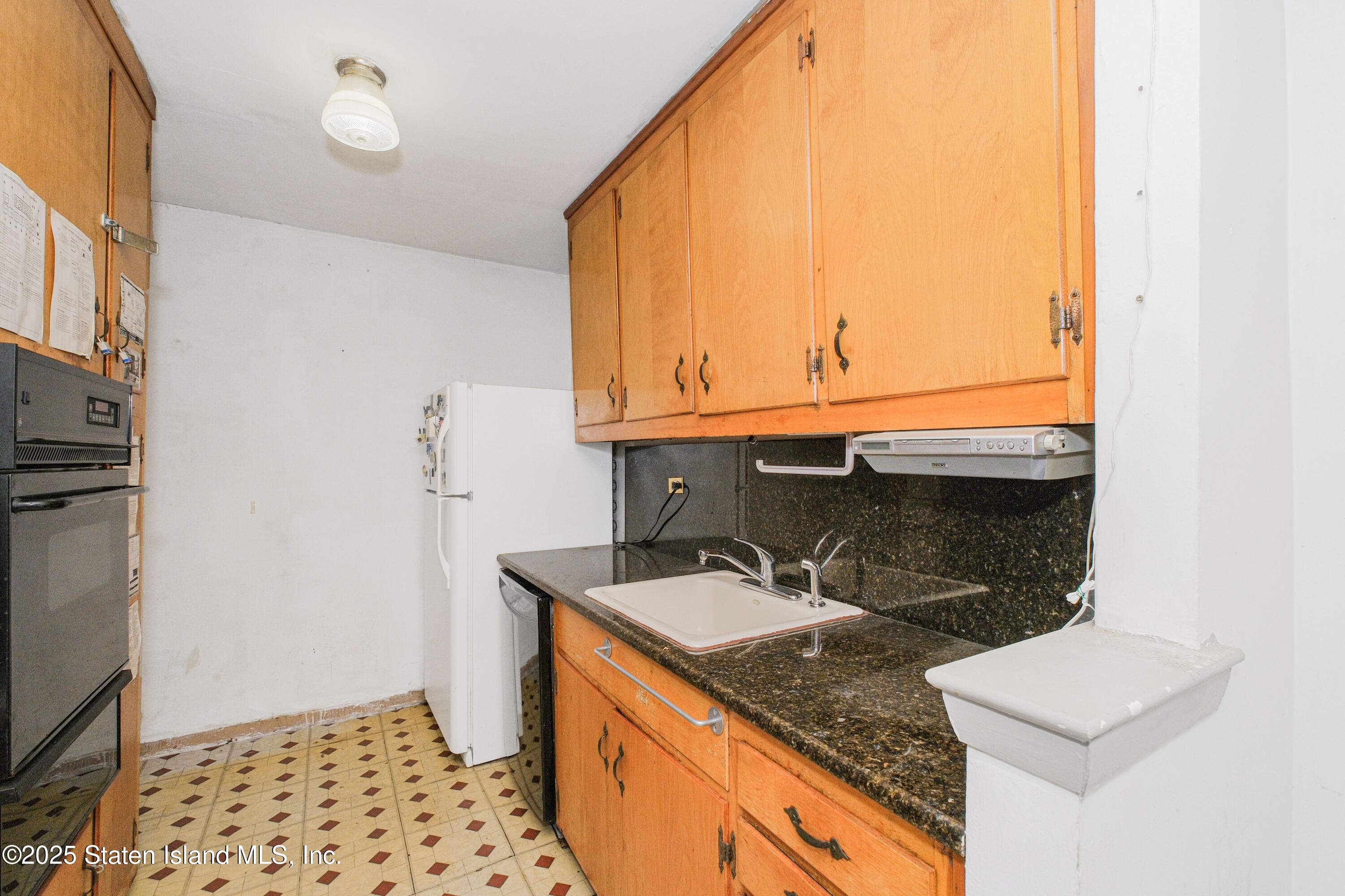 55 Austin Place 6p Image 2