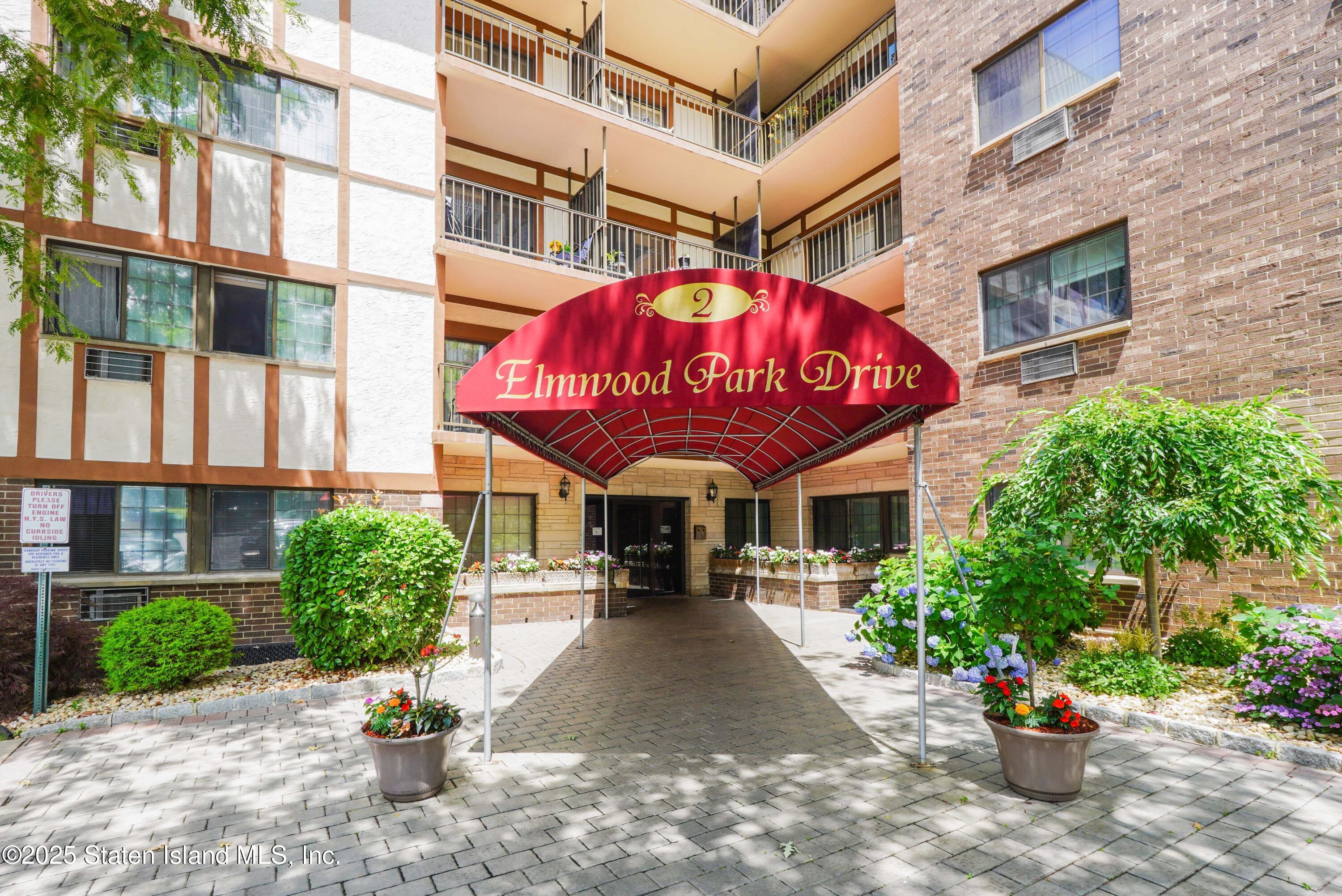 2 Elmwood Park Drive 610 Image 1