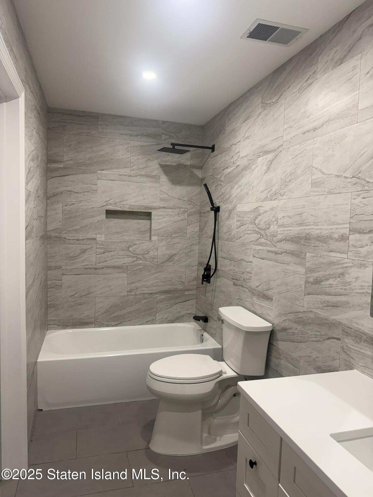 47 Village Lane B, Staten Island, NY, 10312 image 14