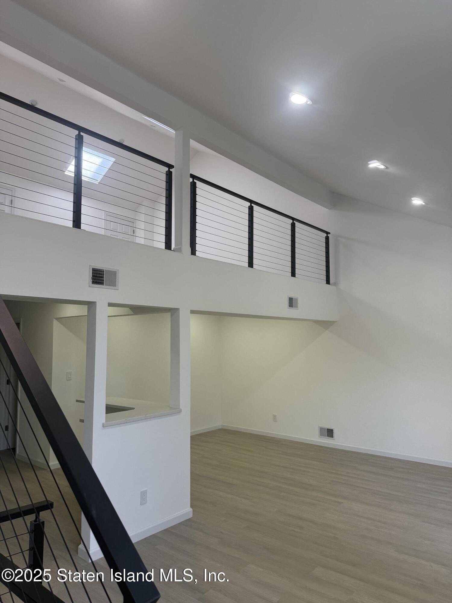 47 Village Lane B Image 2