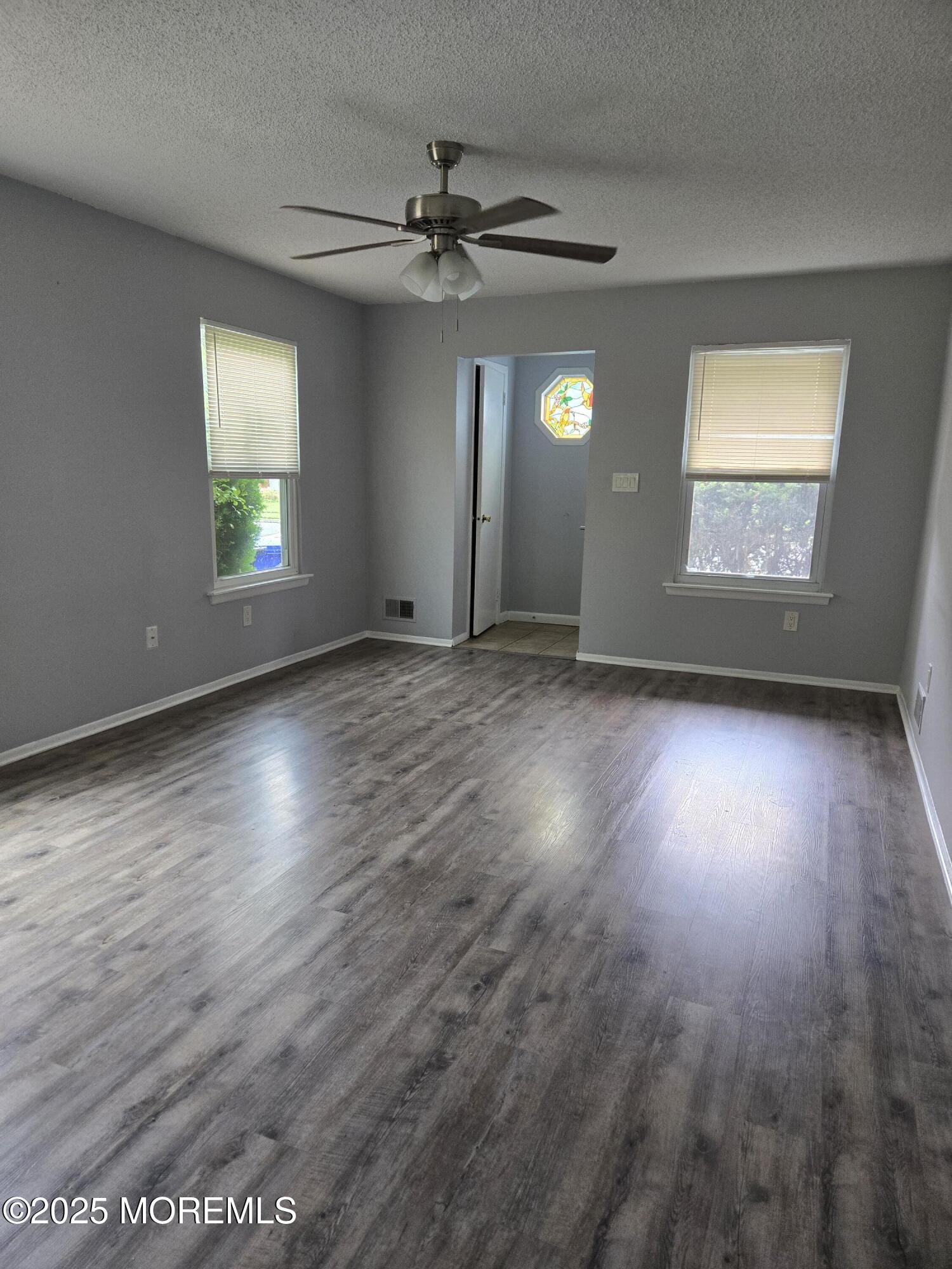 33 Mariner Place Image 2
