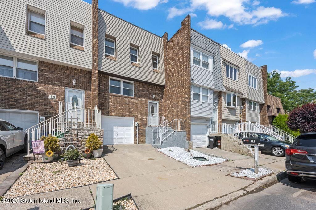 12 Yucca Drive Image 2
