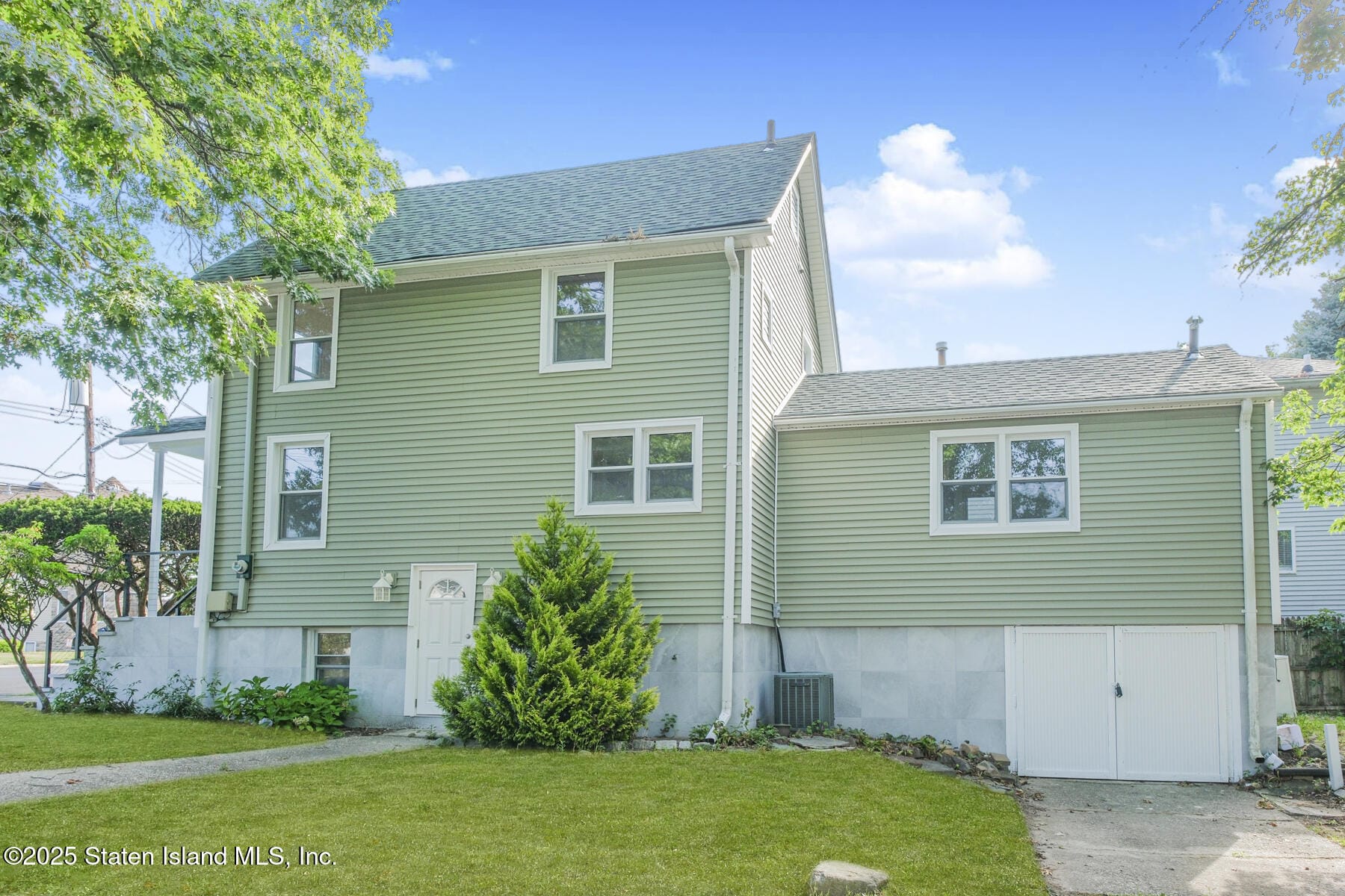 132 Dewey Avenue Image 2