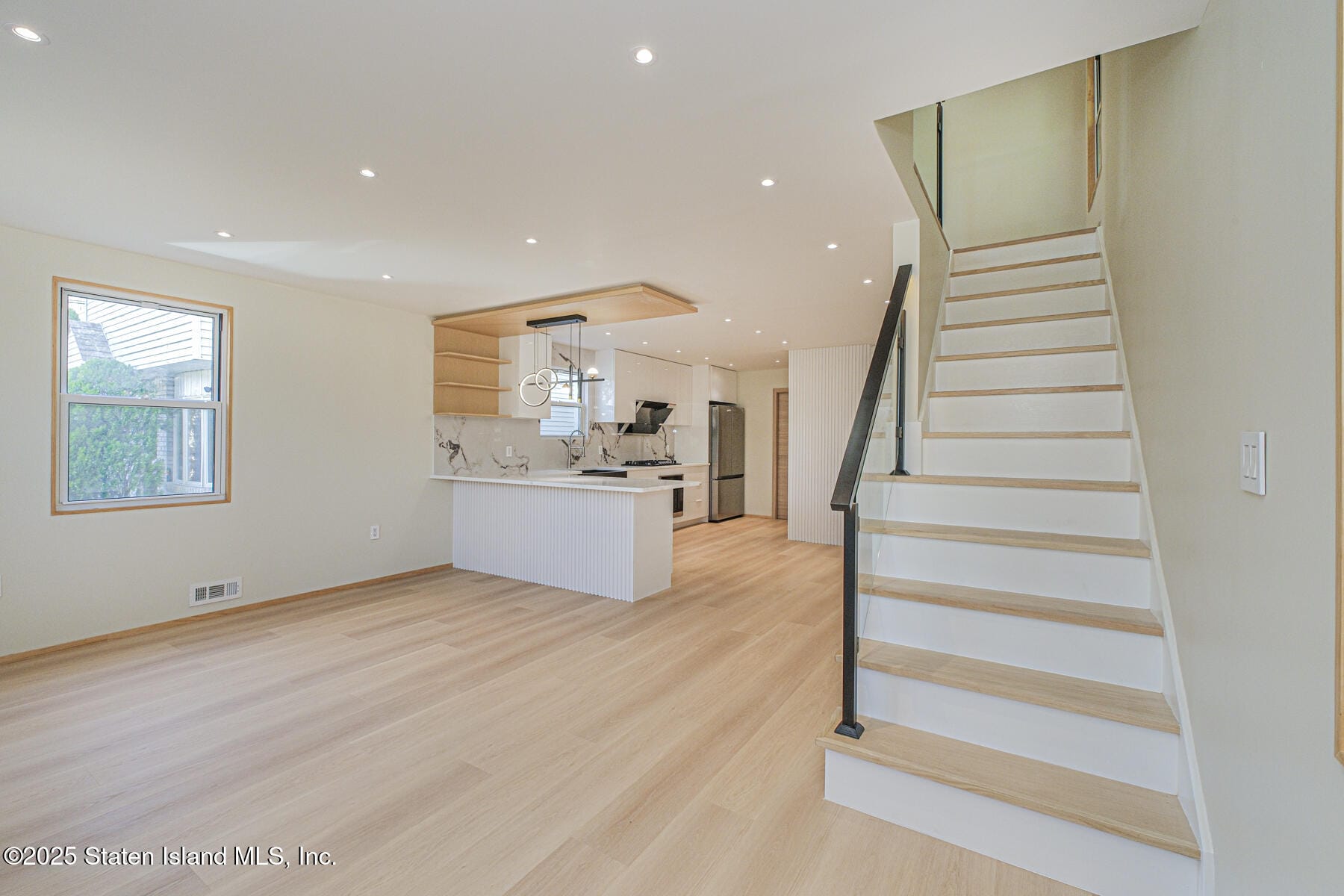 132 Dewey Avenue, Staten Island, NY, 10308 image 6