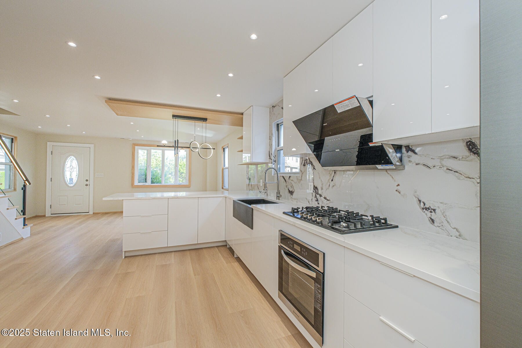 132 Dewey Avenue, Staten Island, NY, 10308 image 8