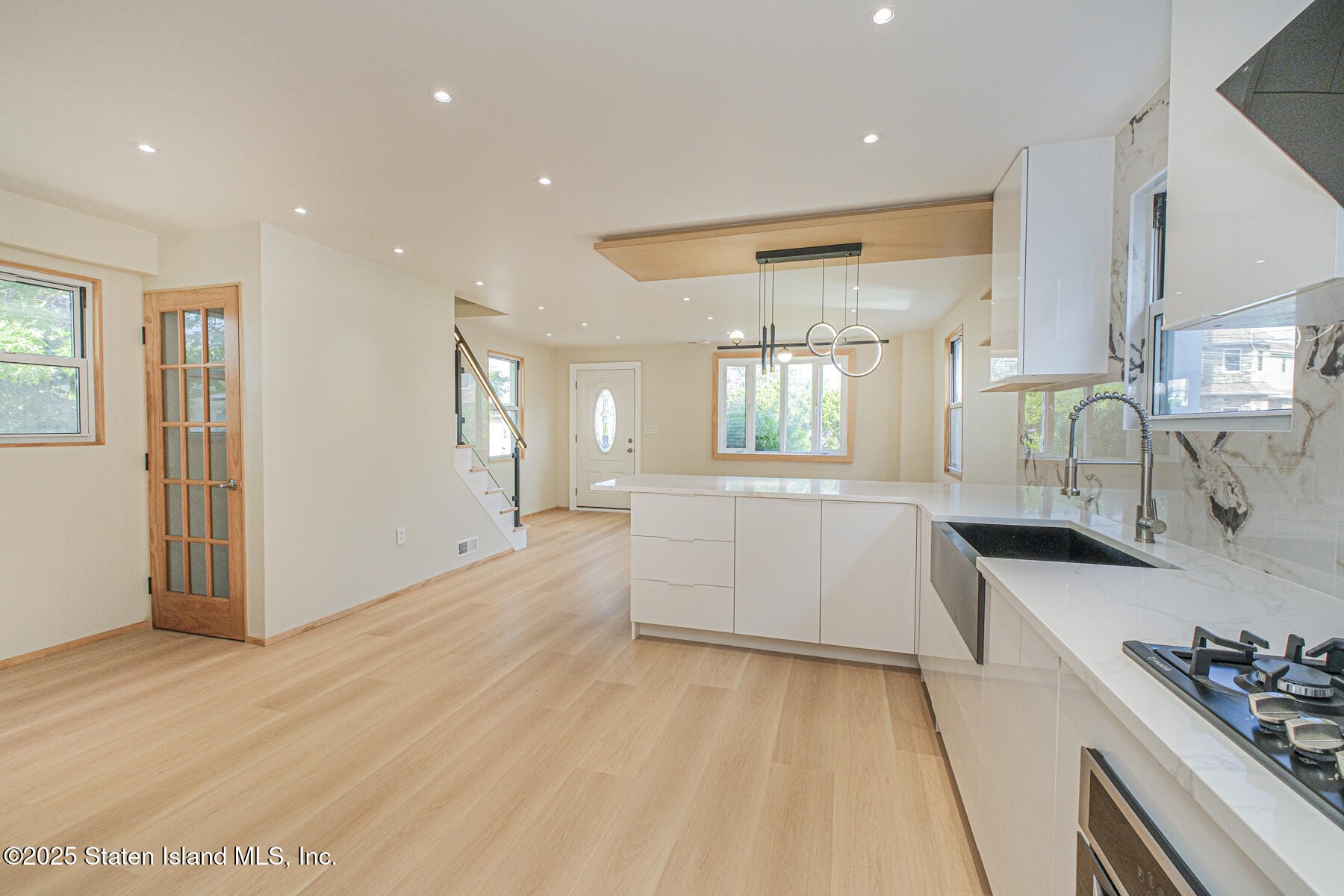 132 Dewey Avenue, Staten Island, NY, 10308 image 9