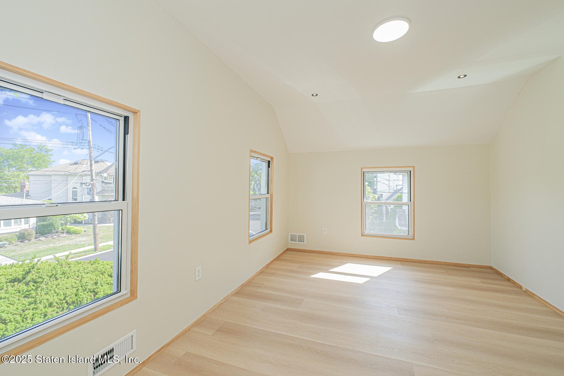 132 Dewey Avenue, Staten Island, NY, 10308 image 25