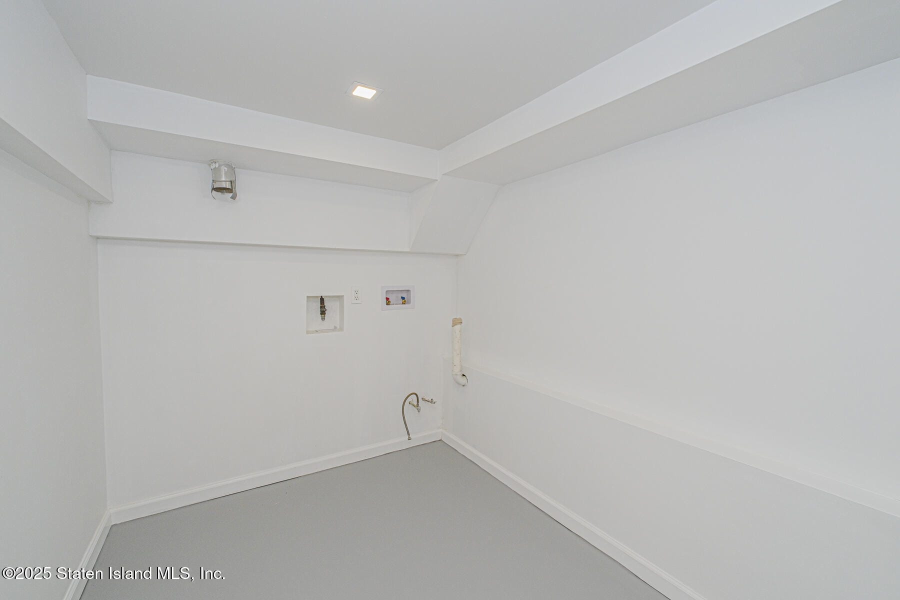 132 Dewey Avenue, Staten Island, NY, 10308 image 33