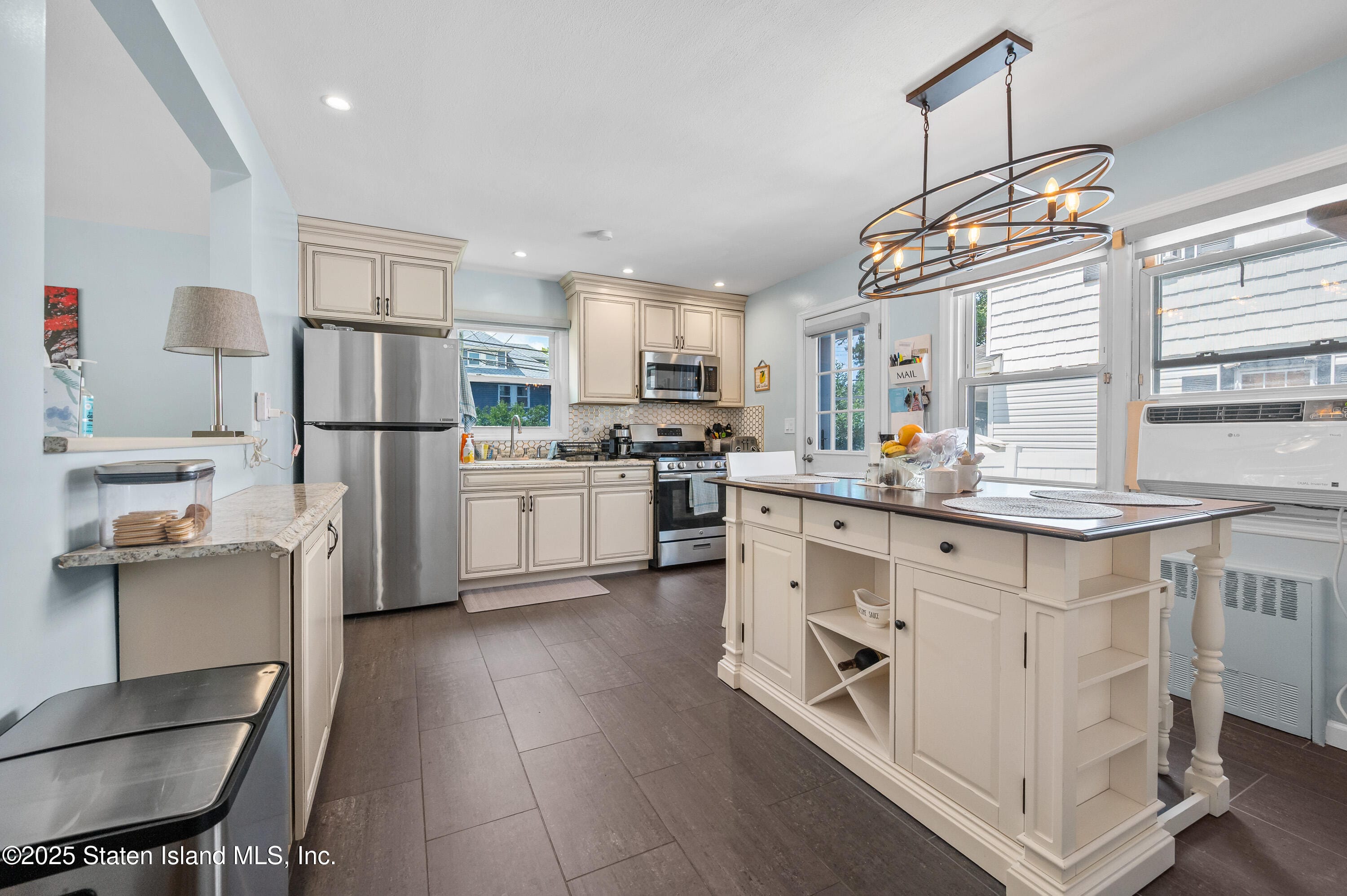 325 College Avenue, Staten Island, NY, 10314 image 8