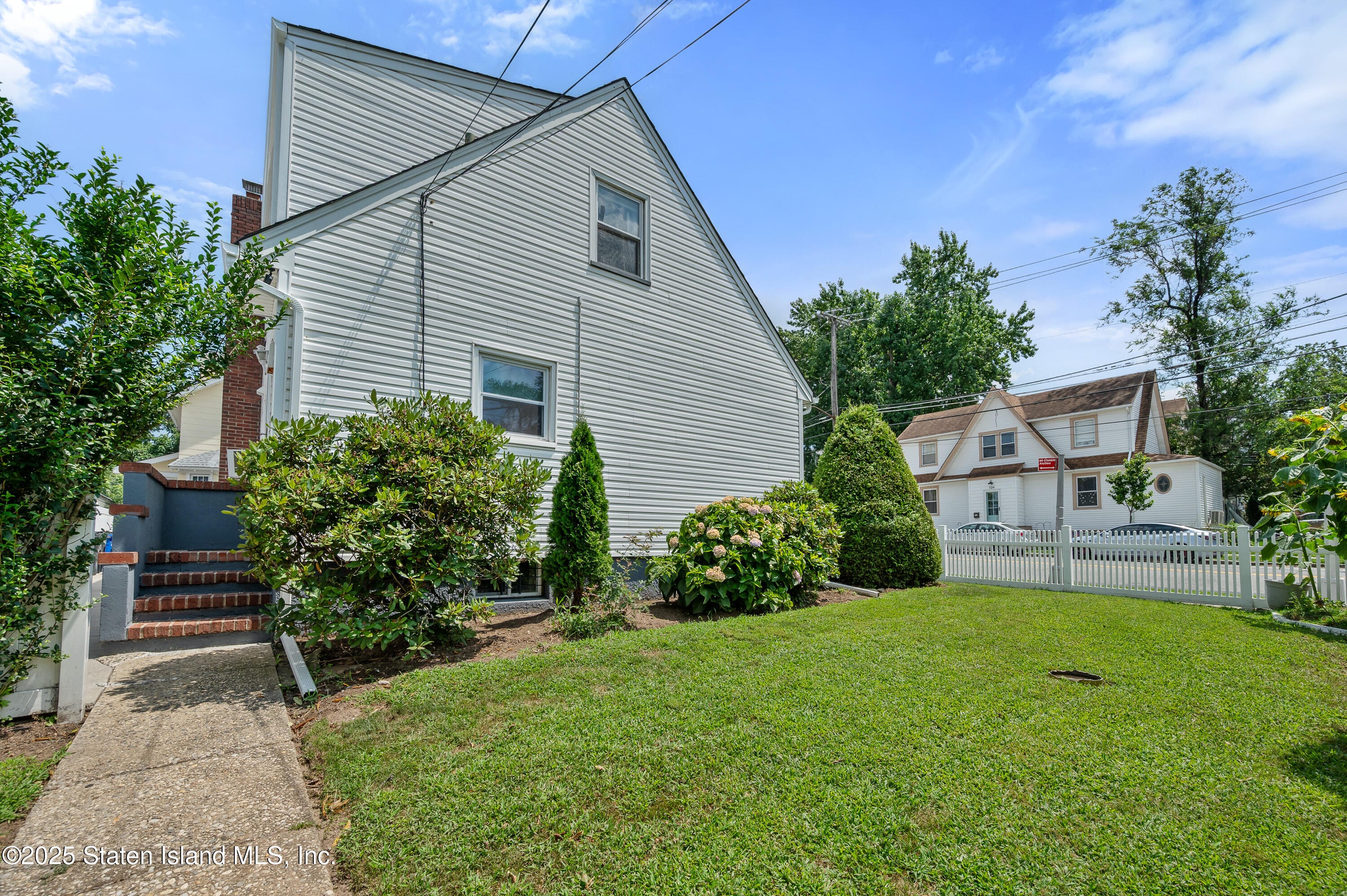 325 College Avenue, Staten Island, NY, 10314 image 25