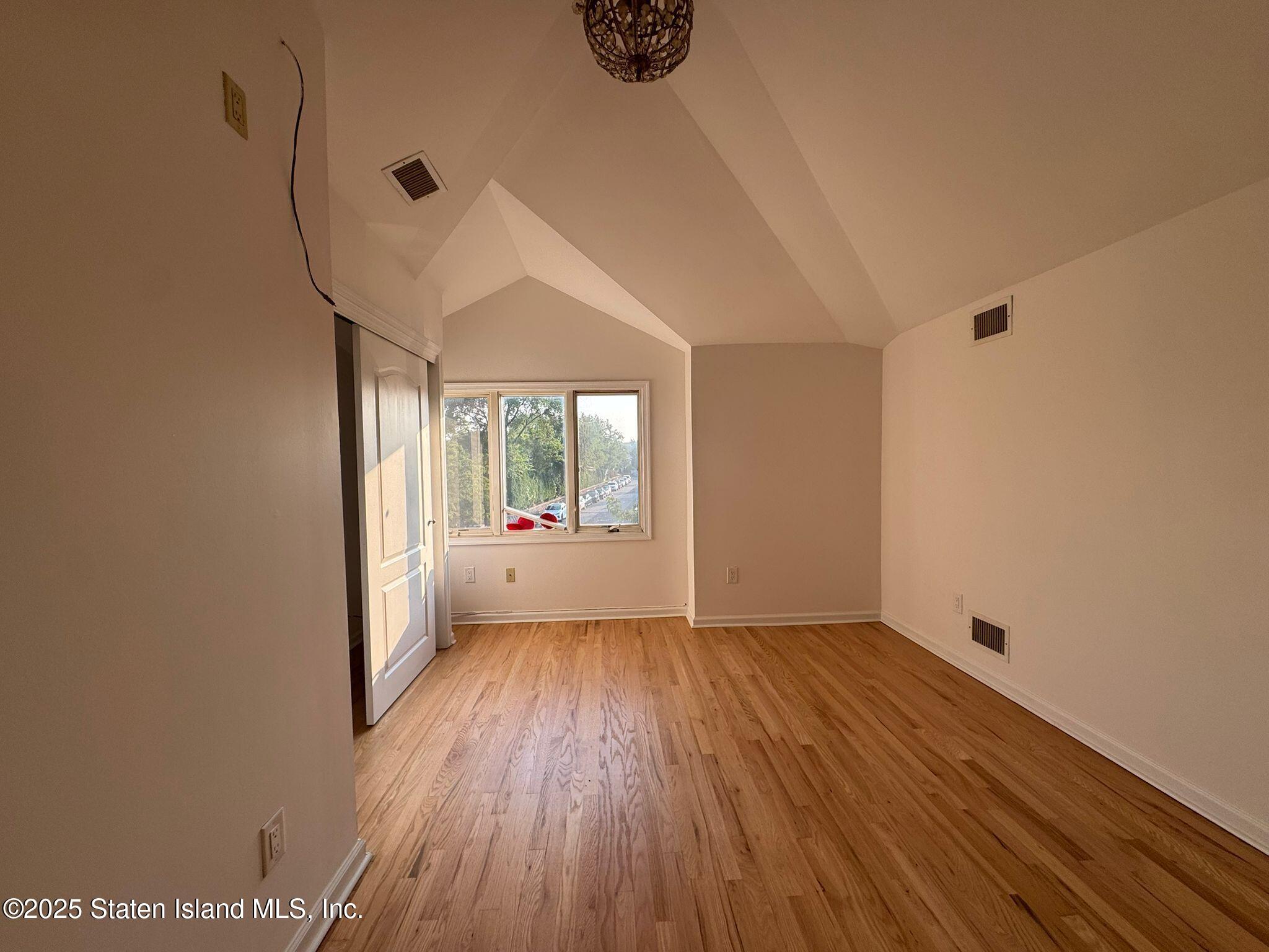131 Ridgeway Avenue Image 5