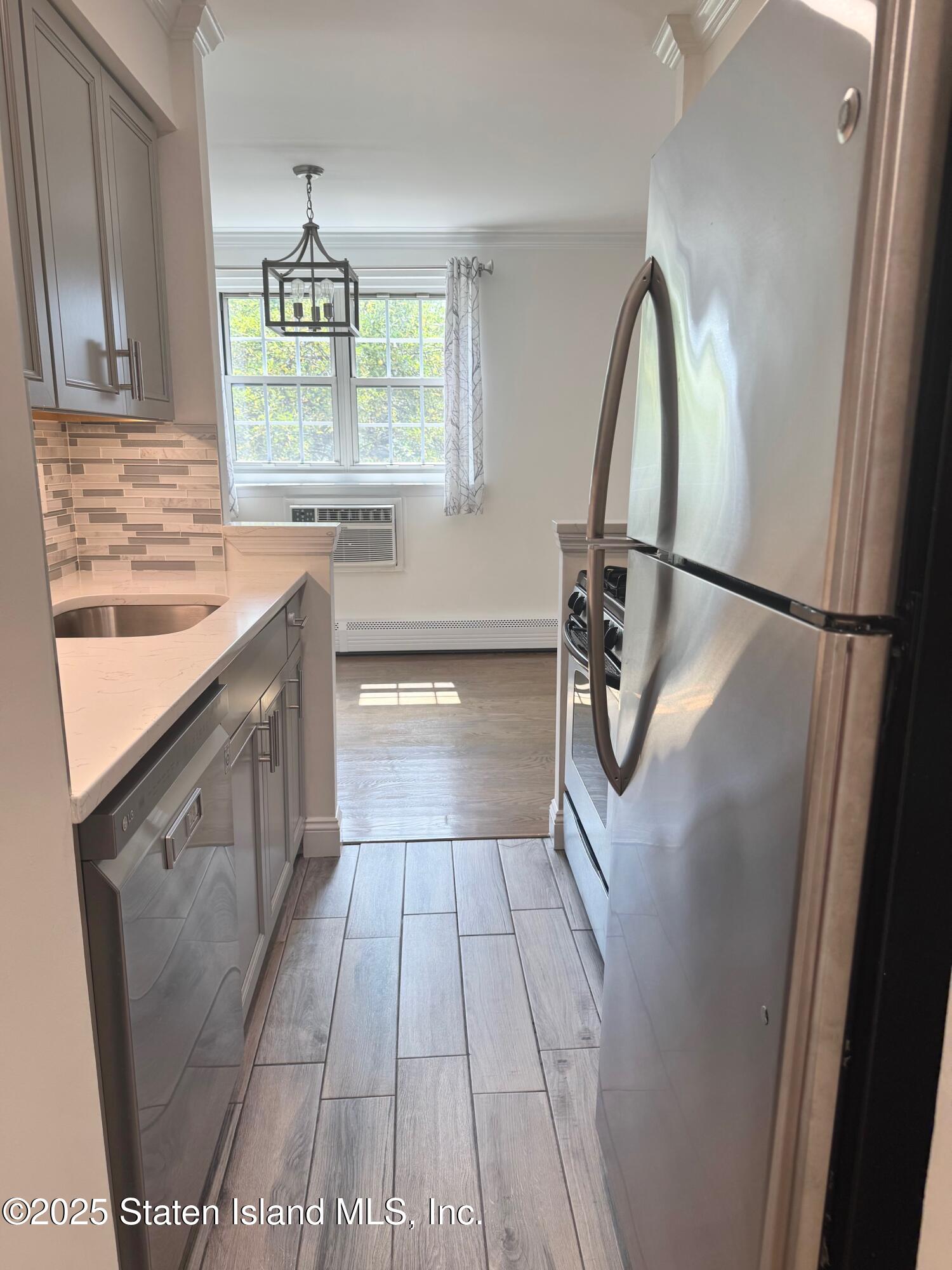 416 Maryland Avenue 2b, Staten Island, NY, 10305 image 7