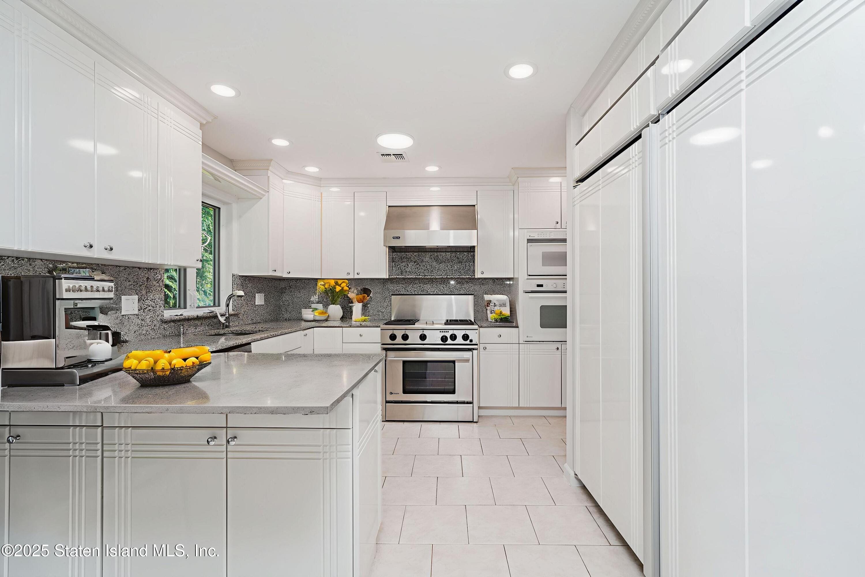 34 Orbit Lane, Staten Island, NY, 10314 image 6