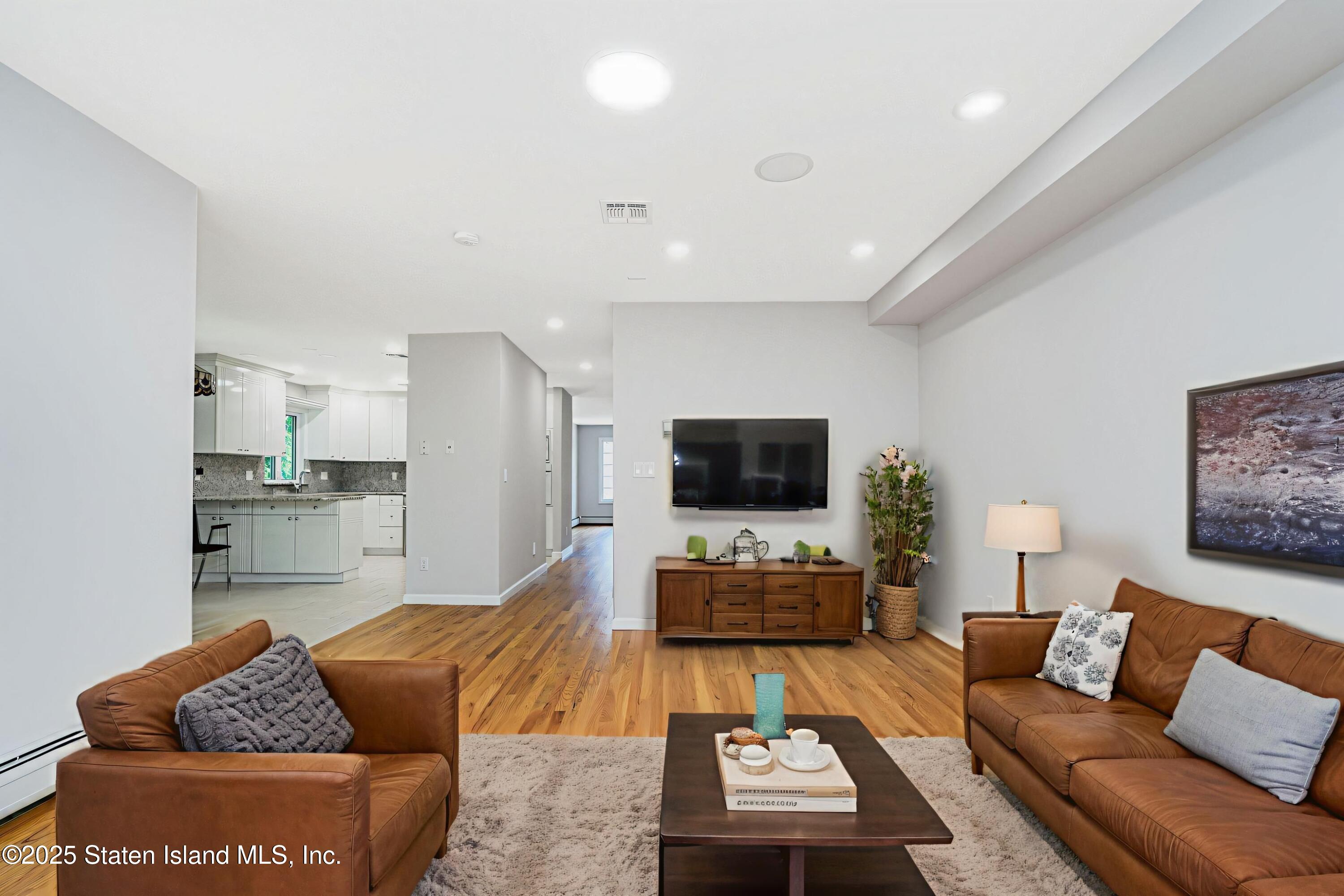 34 Orbit Lane, Staten Island, NY, 10314 image 15