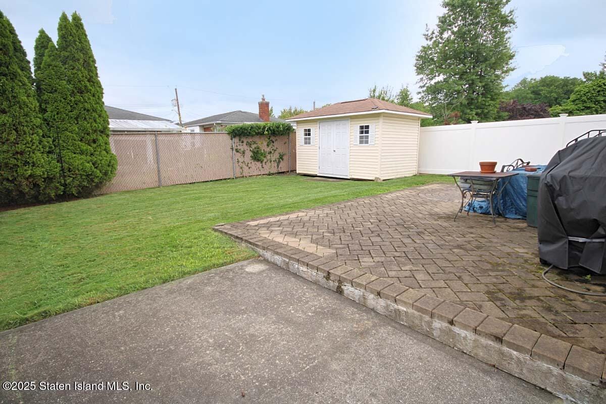 175 Amber Street, Staten Island, NY, 10306 image 27