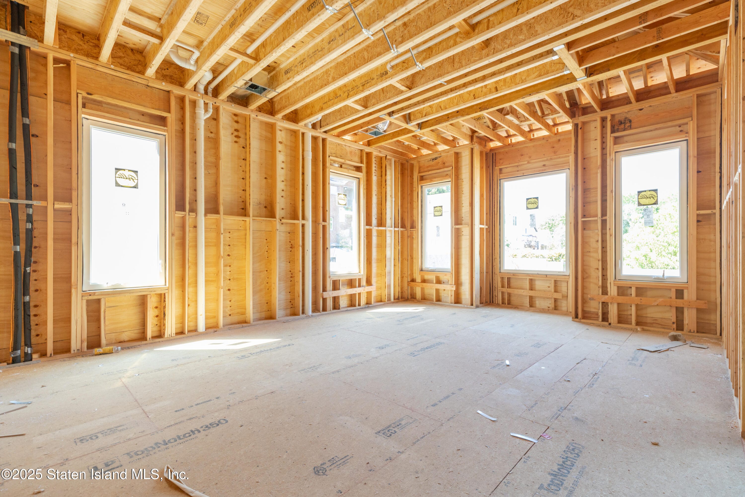 16 Boyle Place Image 3