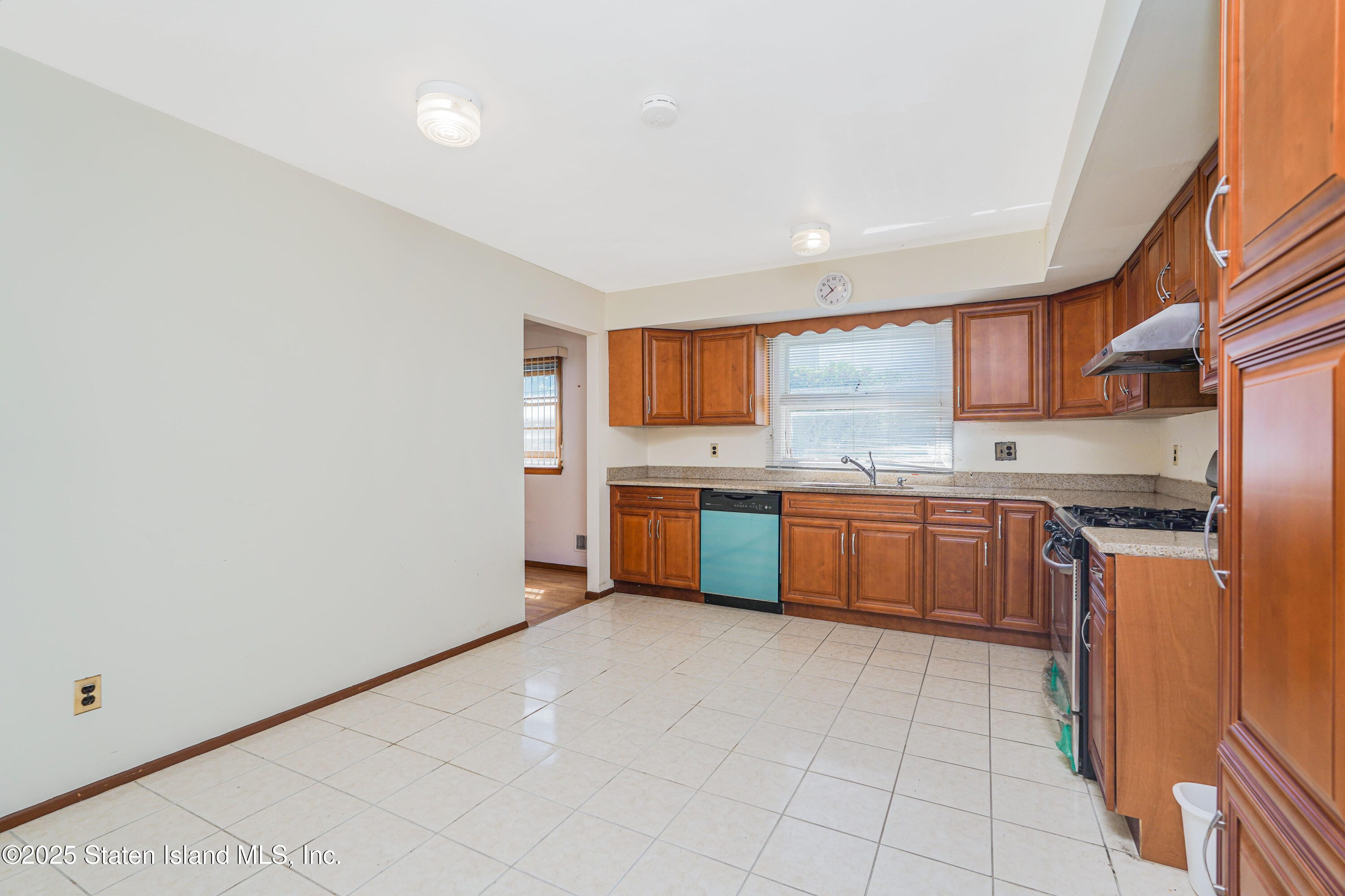 306 Todt Hill Road, Staten Island, NY, 10314 image 18