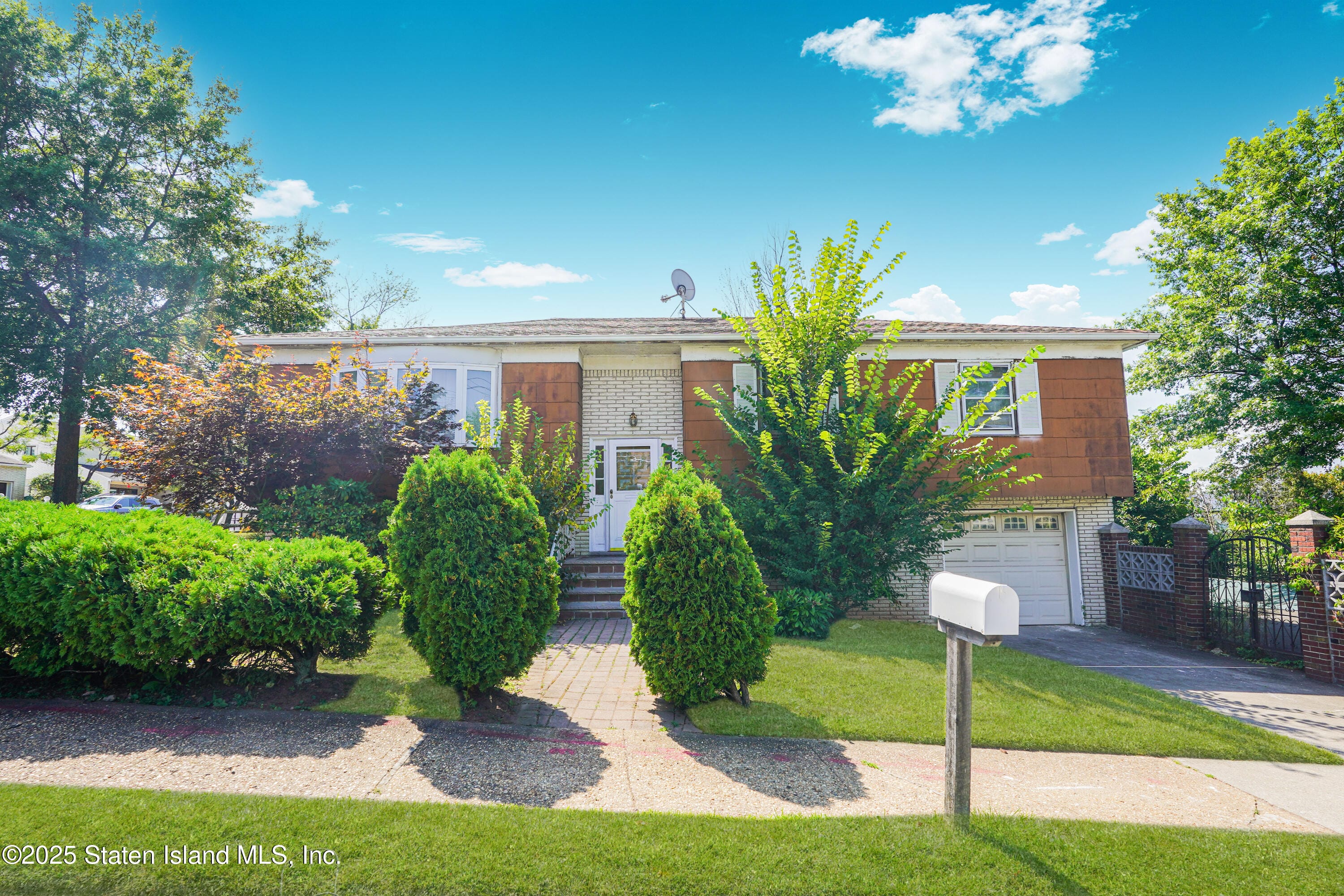 306 Todt Hill Road Image 1