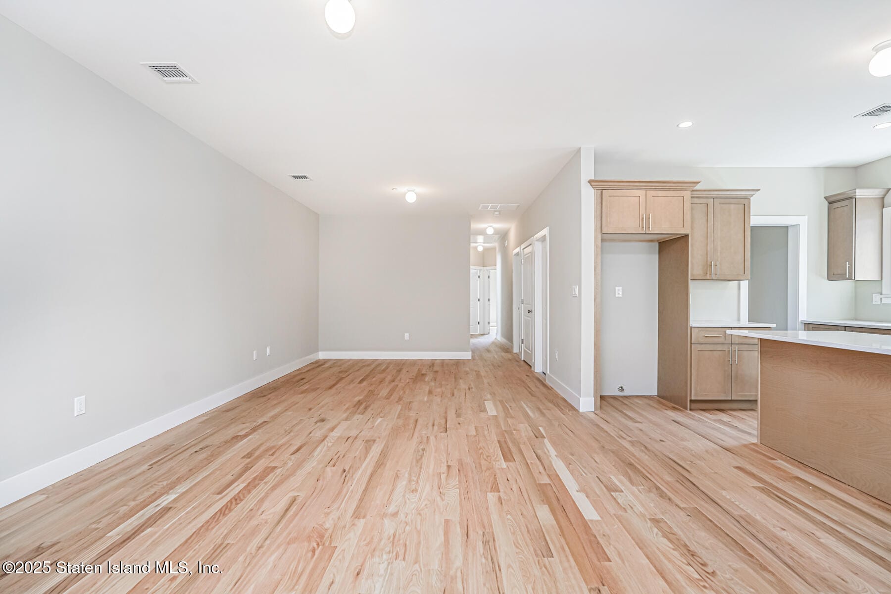 295 Rensselaer Avenue Image 4