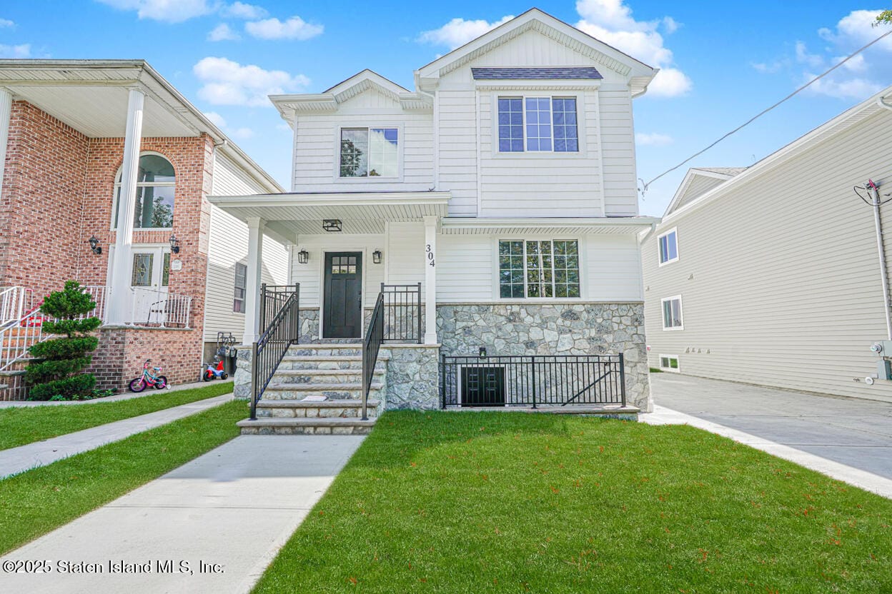 295 Rensselaer Avenue Image 2