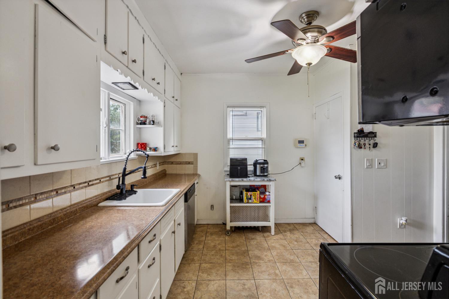 263 Bordentown Avenue, South Amboy, NJ, 08879 image 22