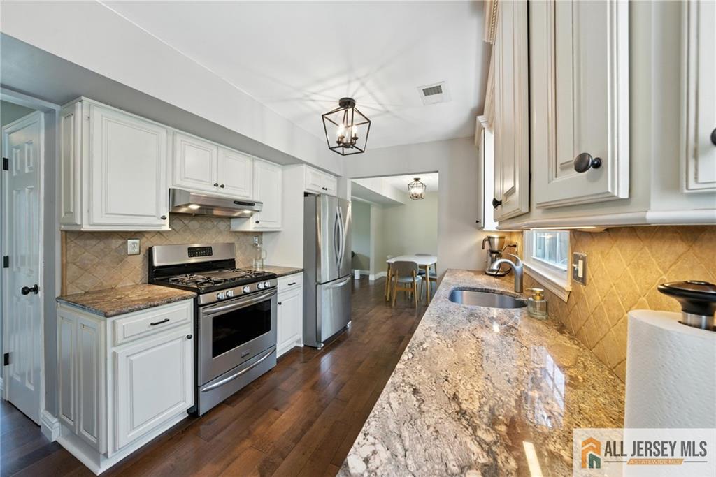 1072 Lake Placid Drive, Toms River, NJ, 08753 image 11