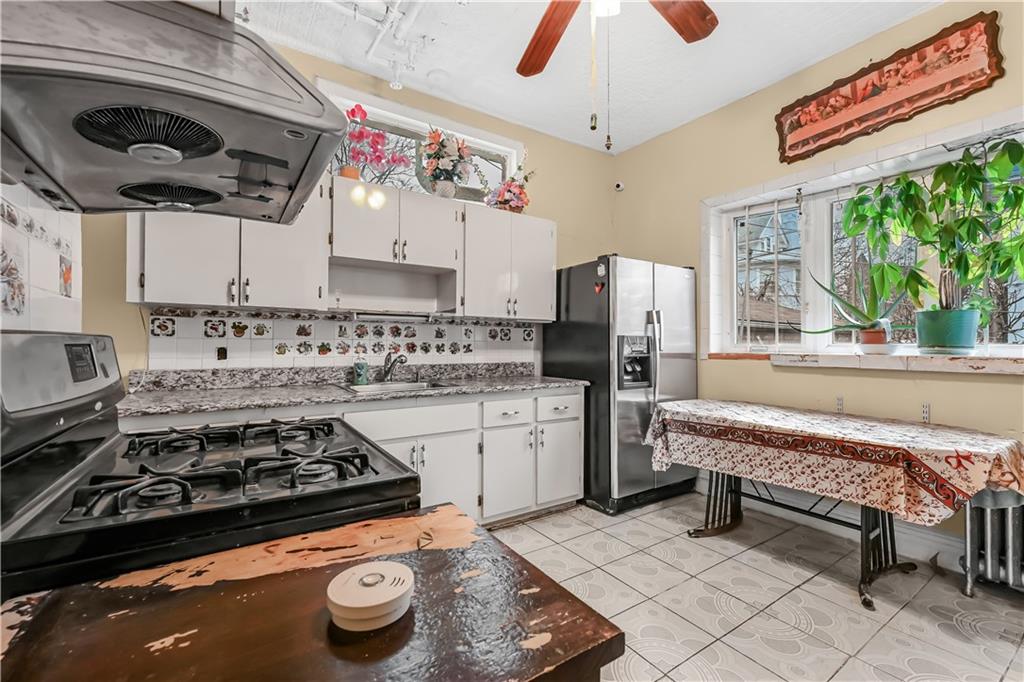 515 East 24th Street, Brooklyn, New York, 11210 image 17