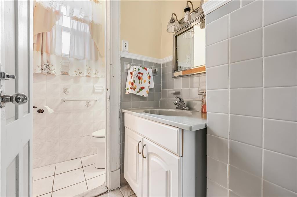 515 East 24th Street, Brooklyn, New York, 11210 image 29