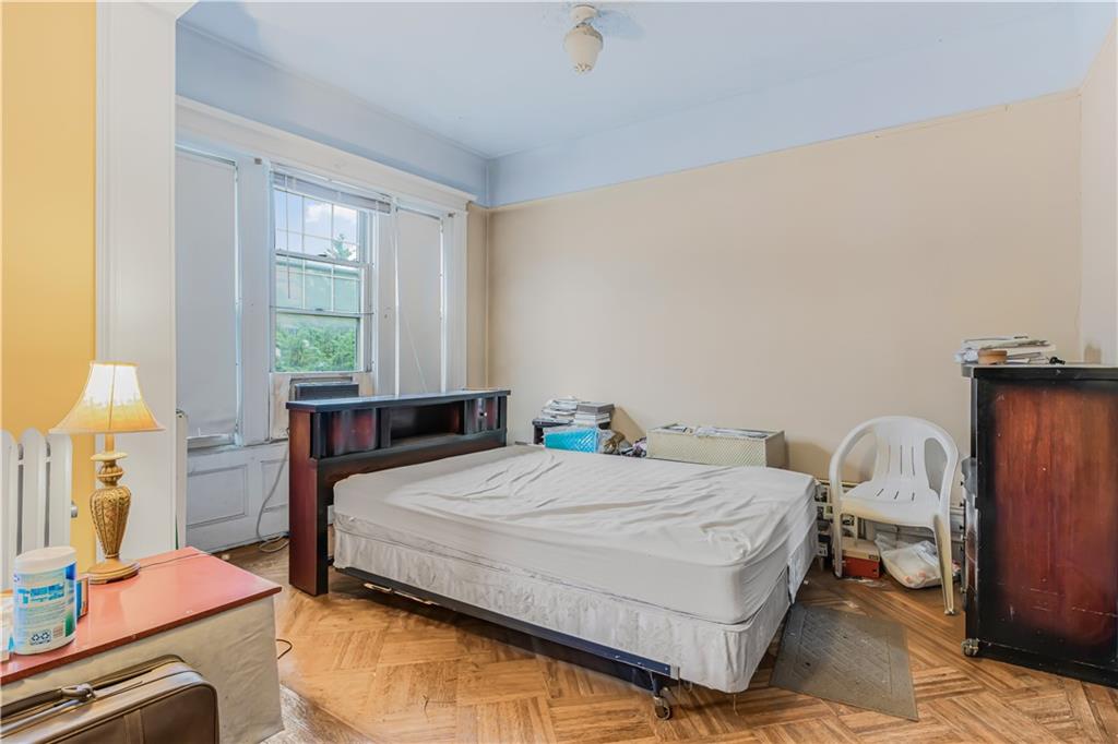 10 Martense Court, Brooklyn, New York, 11226 image 16