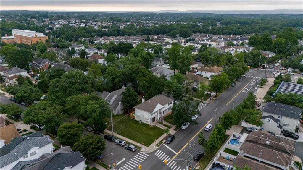 669 Bloomingdale Road Image 4