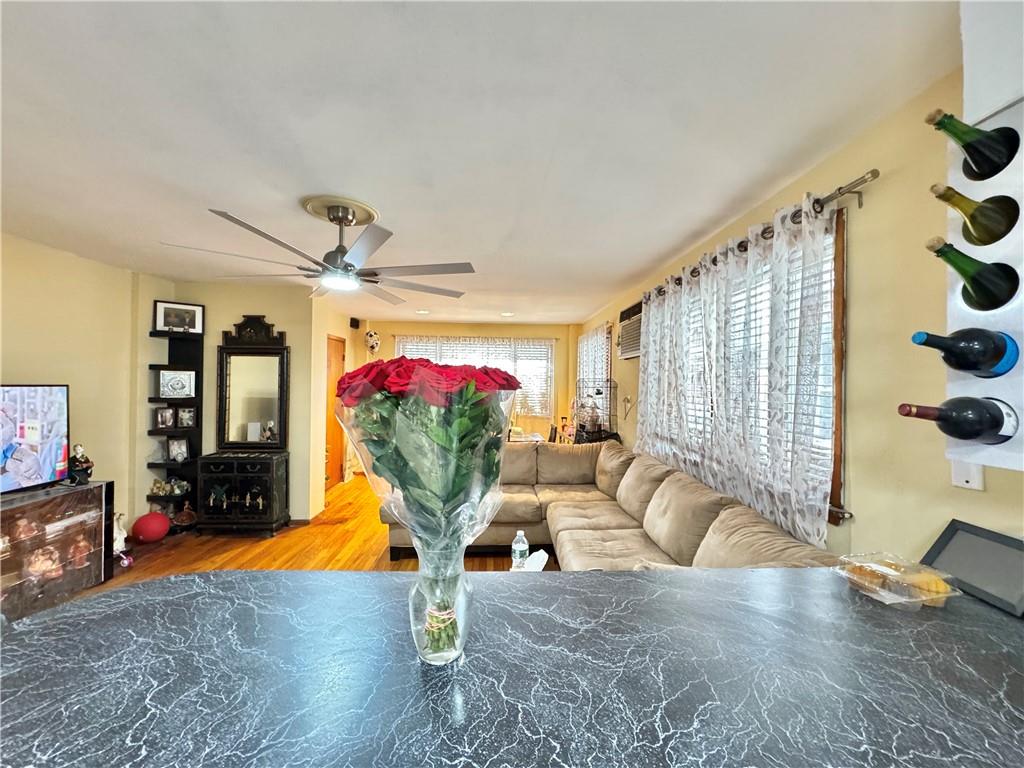 3724 Laurel Avenue, Brooklyn, New York, 11224 image 9