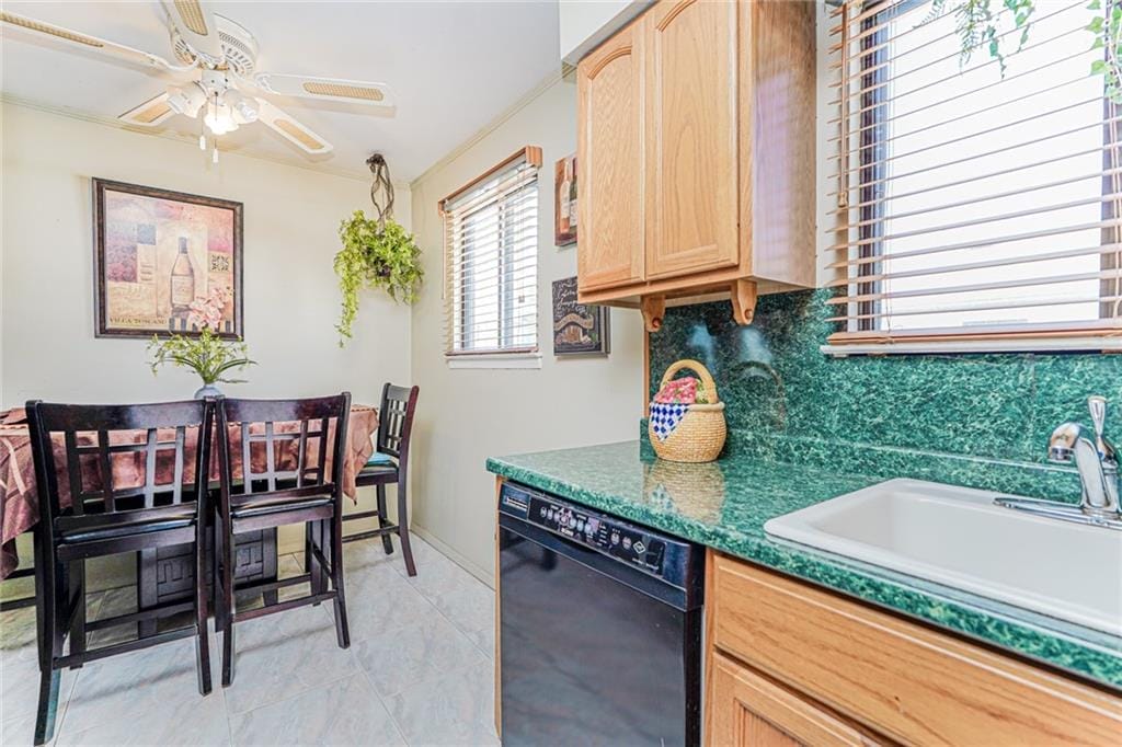 101 Stack Drive A, Staten  Island, New York, 10312 image 9