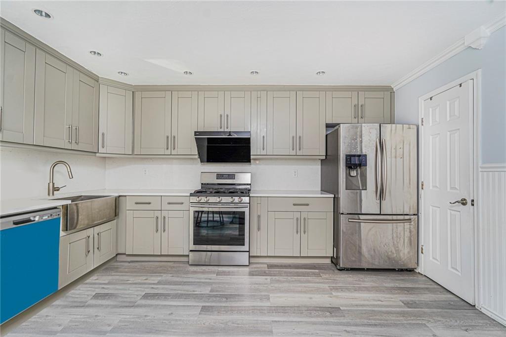 499 Medina Street, Staten  Island, New York, 10306 image 16