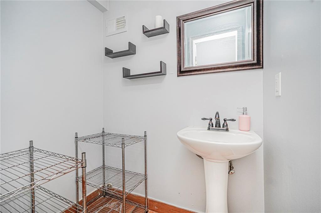 499 Medina Street, Staten  Island, New York, 10306 image 21