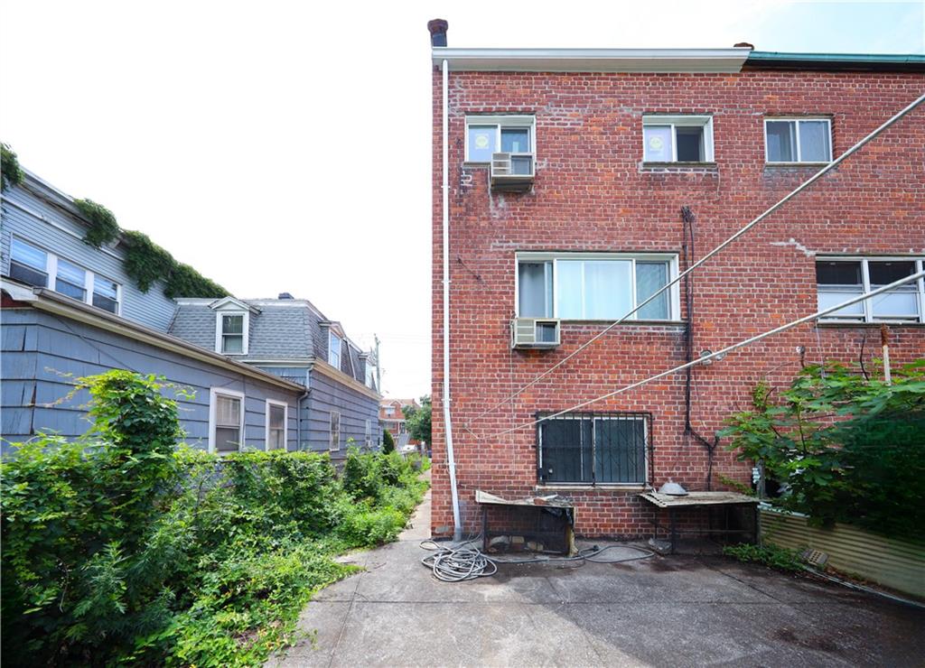 2441A East 14th Street Image 5