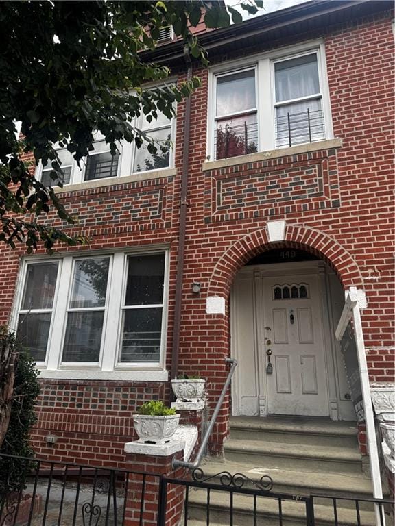 449 East 52nd Street Image 2