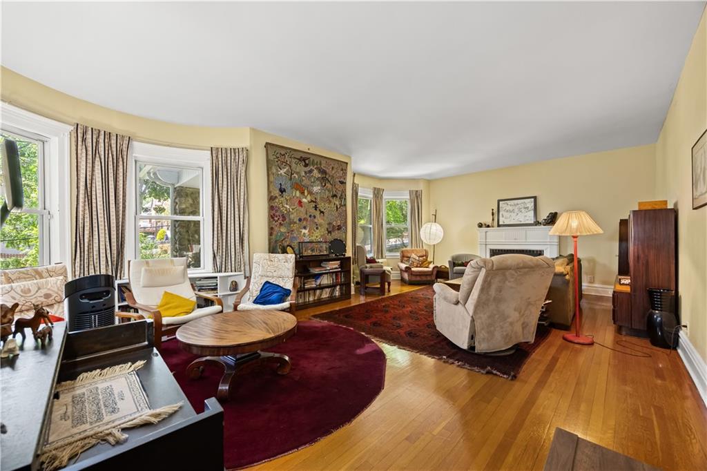 150 Douglas Road, Staten  Island, New York, 10304 image 9