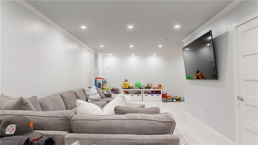 39 Hemlock Court, Staten  Island, New York, 10309 image 28