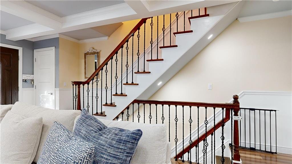 39 Hemlock Court, Staten  Island, New York, 10309 image 6