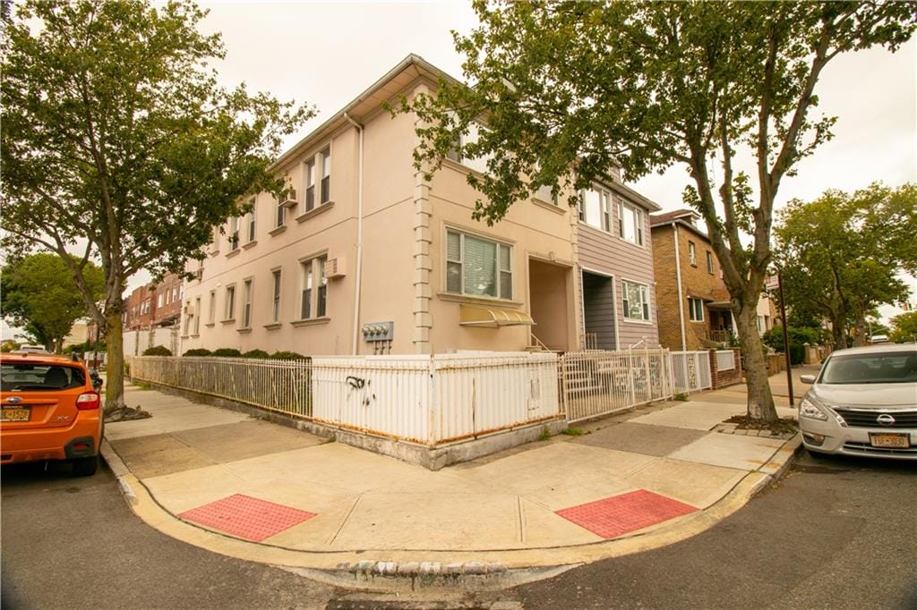 7322 19th Avenue Image 2