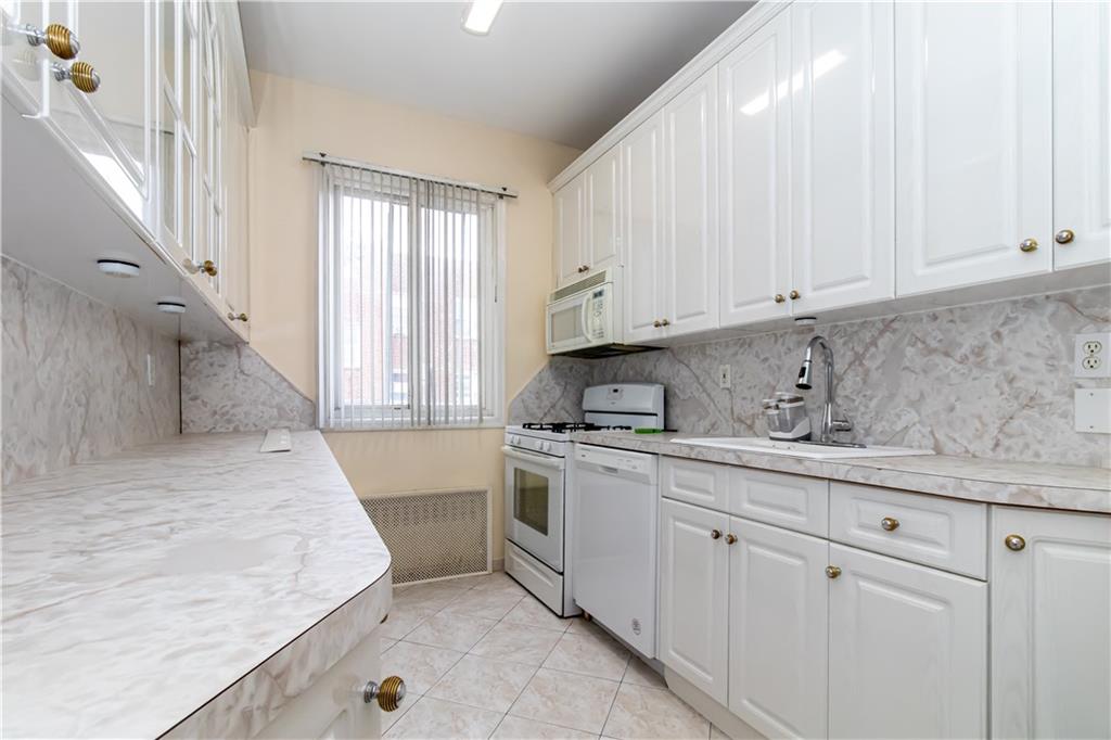 7322 19th Avenue, Brooklyn, New York, 11204 image 17