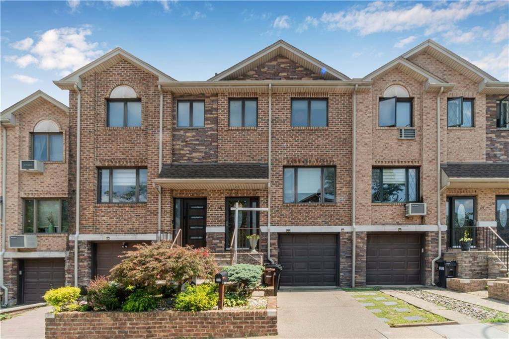 124 North Drive 124 Image 1