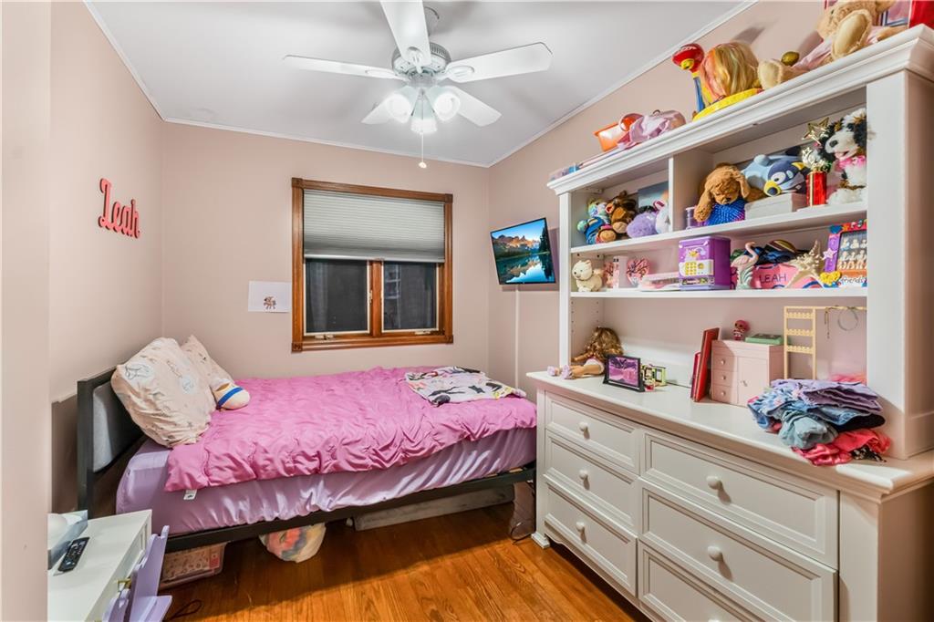 124 North Drive 124, Staten  Island, New York, 10305 image 11