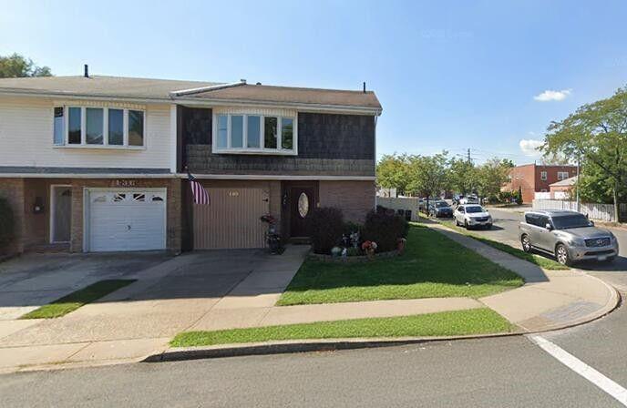 140 Regis Drive Image 1