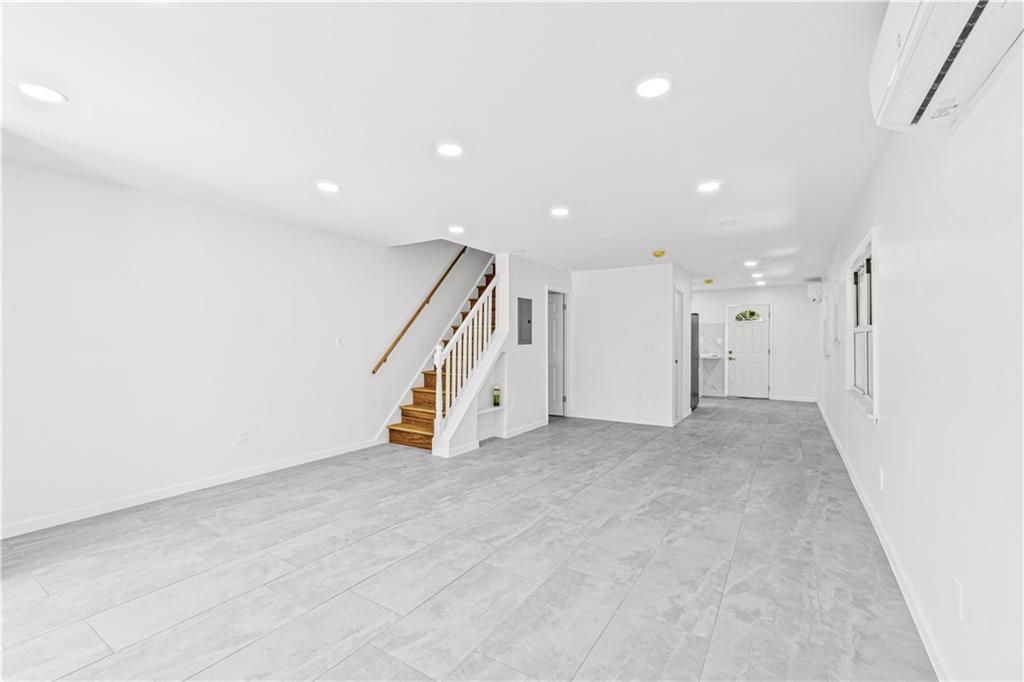 84 Elm Street, Staten  Island, New York, 10310 image 11