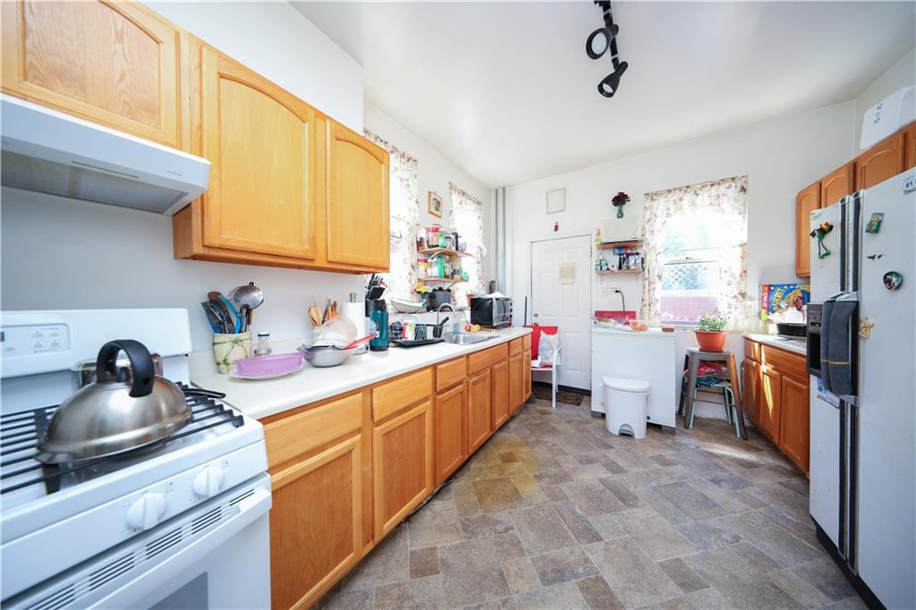 780 Van Duzer Street, Staten  Island, New York, 10304 image 9