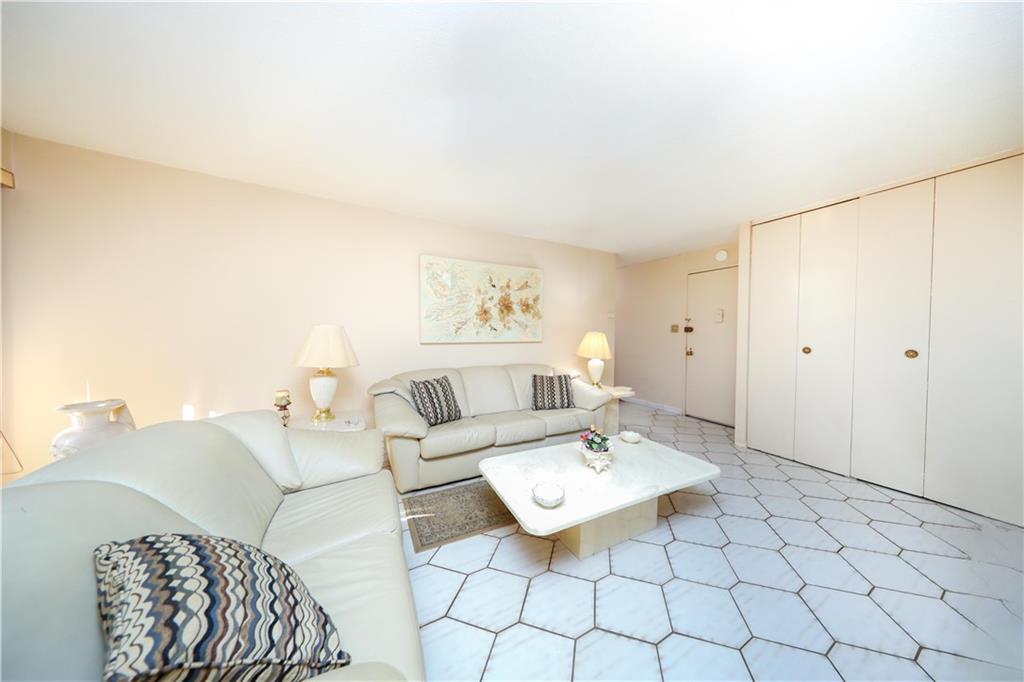 90 Beekman Street 7B Image 3