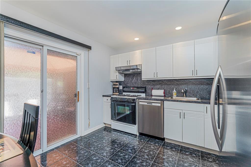 39 Winfield Avenue, Staten  Island, New York, 10305 image 10